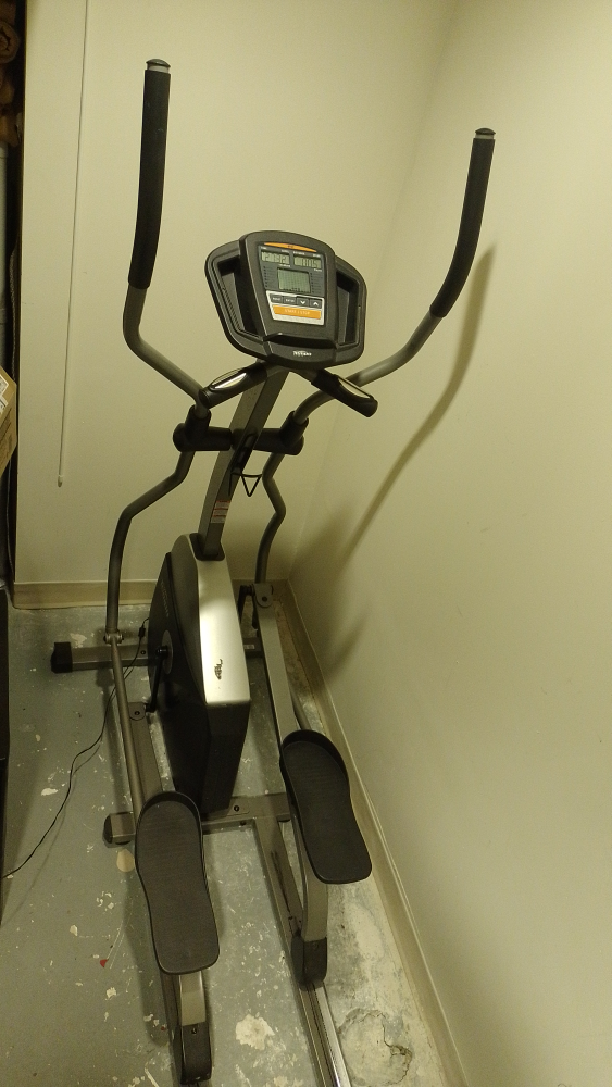 Tempo 615E Elliptical Trainer
