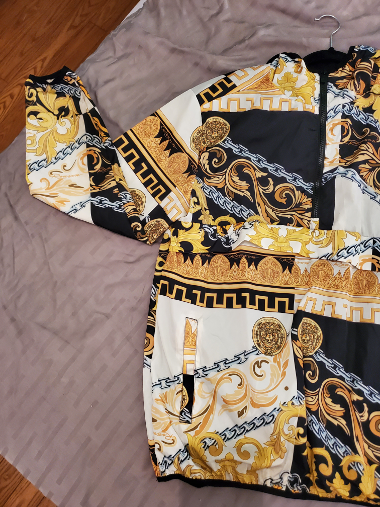 Windbreaker hood Jacket - photo 3