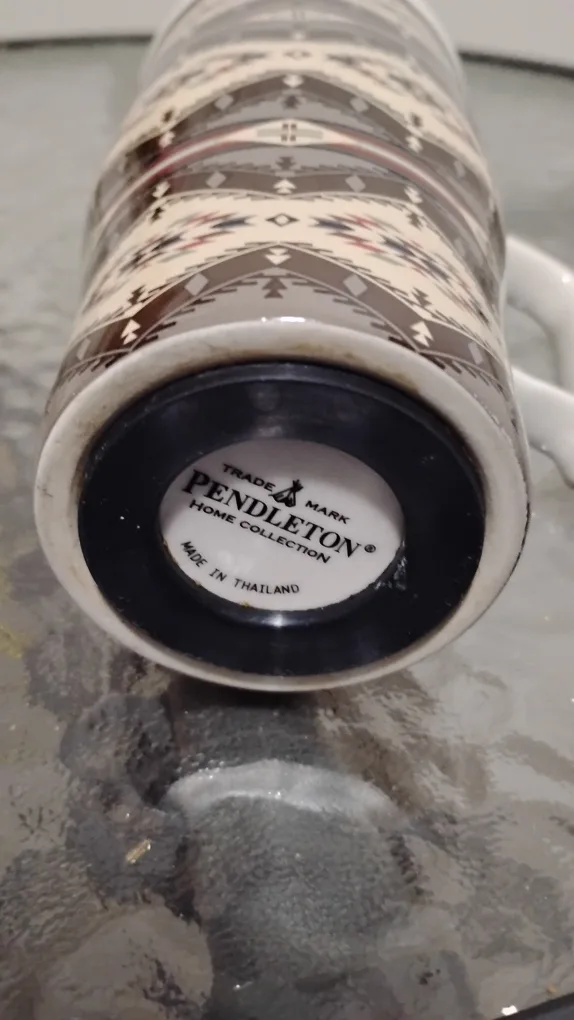 Pendleton  Collection Travel Mug image indicator(2)