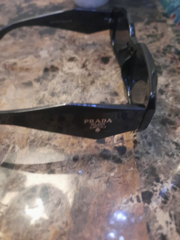 Prada Sunglasses image indicator(3)