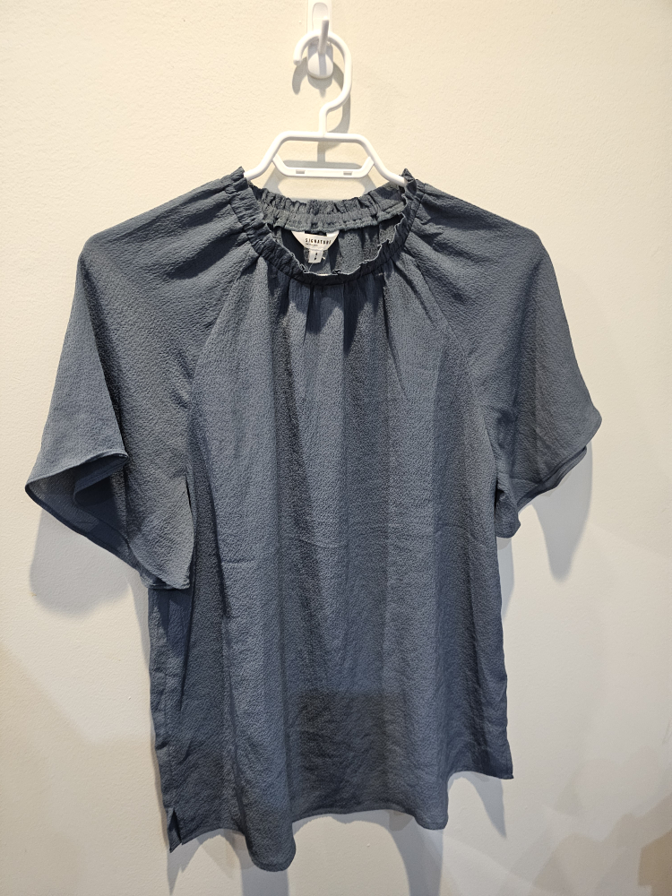 Reitmans Blouse, Size Small