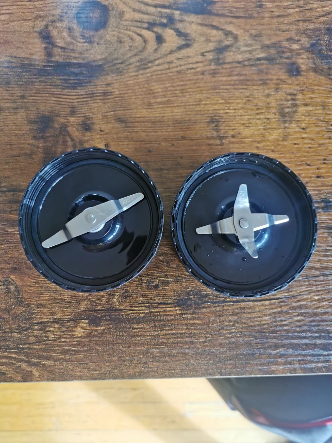 Magic Bullet Blender Cups, Blades, and Lids - photo 3