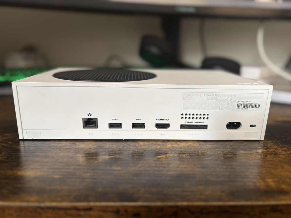 Xbox Series S Console - White - photo 3
