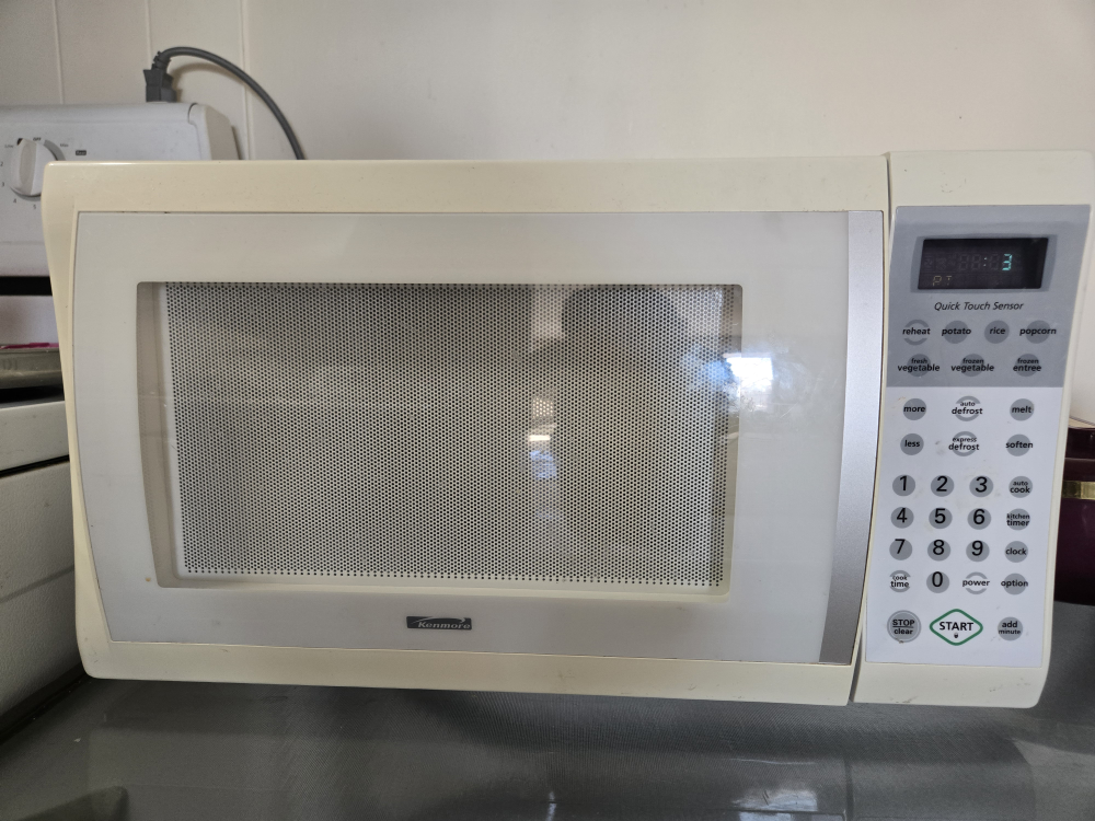 Microwave with Free table