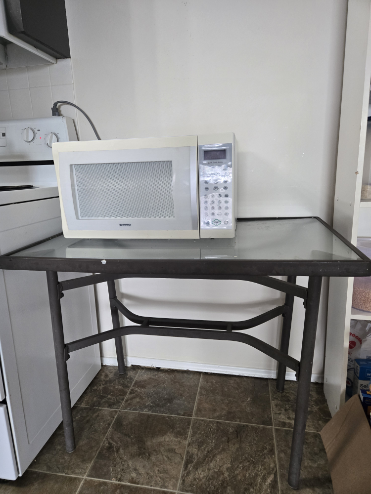 Microwave with Free table - photo 3