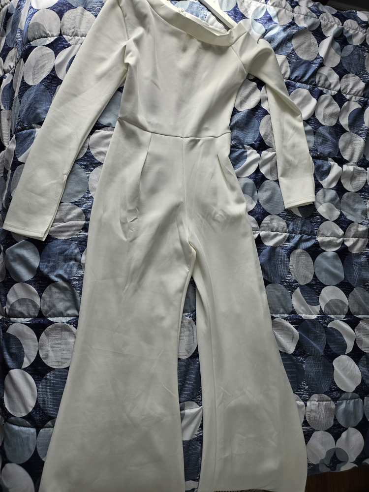 White Off-the-Shoulder Long-Sleeve Jumpsuit - Size M