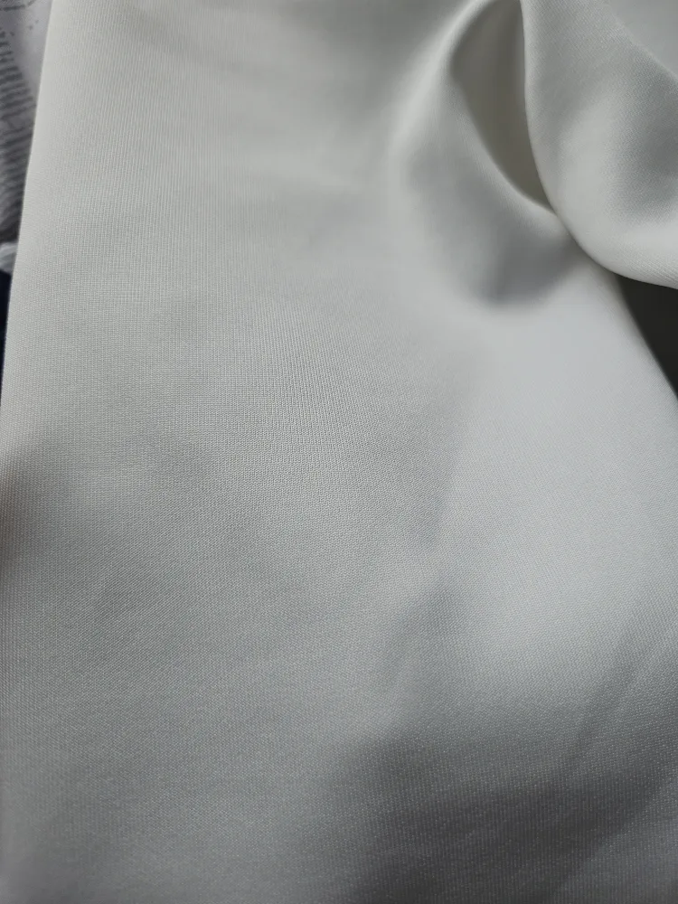 White Off-the-Shoulder Long-Sleeve Jumpsuit - Size M image indicator(3)