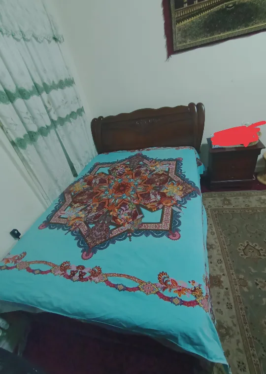 ✨✨ Dark Cherry Wood Bedroom Set 4 pieces🌈🌈 image indicator(4)