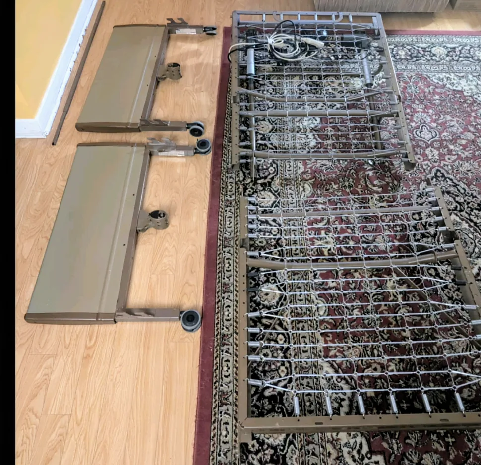 Invacare Heavy Duty Electric Hospital bed & extras EUC image indicator(4)