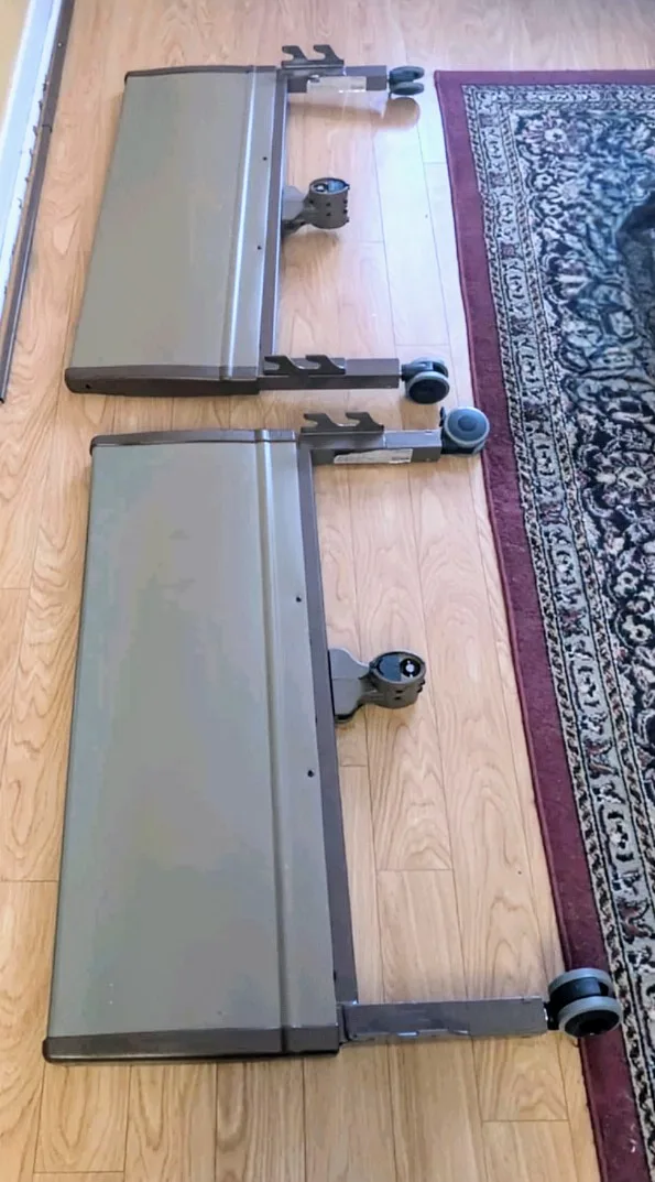 Invacare Heavy Duty Electric Hospital bed & extras EUC image indicator(5)