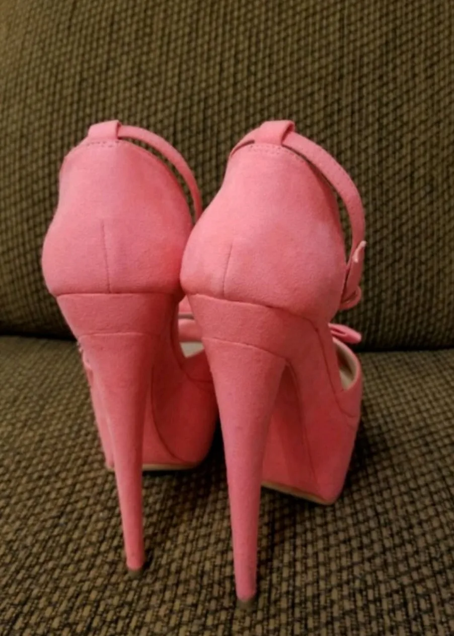 Pink Suede Platform Heels with Bow image indicator(3)