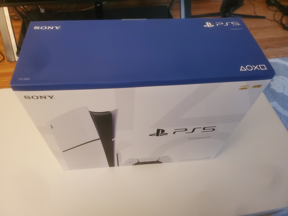 PS5 Slim Disc * New in sealed box* - photo 2