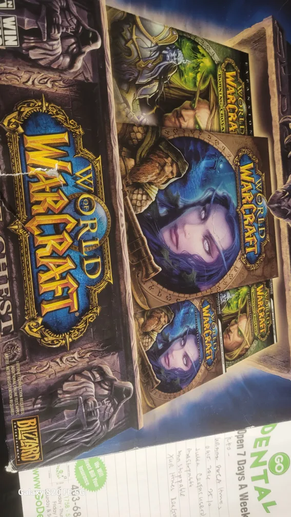 World of Warcraft Collector's Edition image indicator(2)
