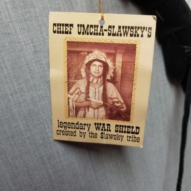 Chief Umcha-Slawsky's Legendary War Shield Wall Hanging - photo 4