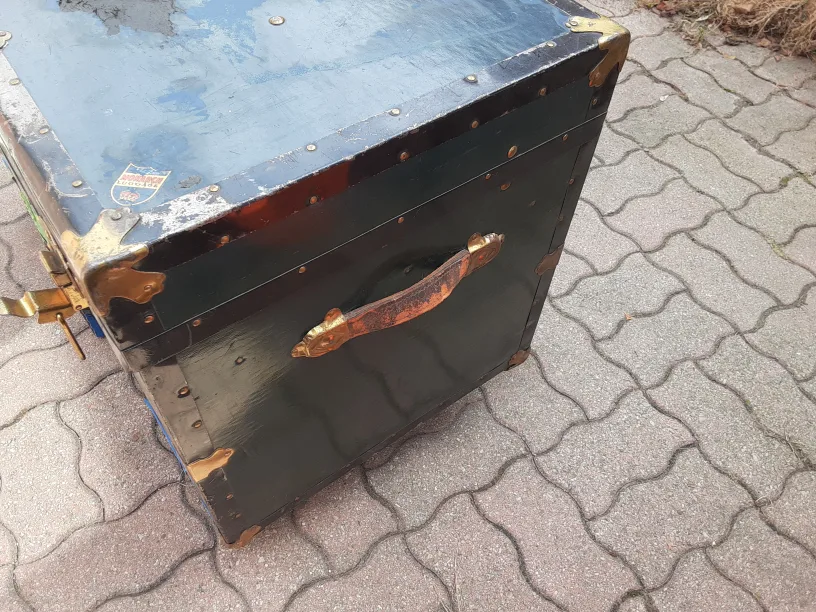 Antique Storage Trunk | Monarch Luggage image indicator(5)