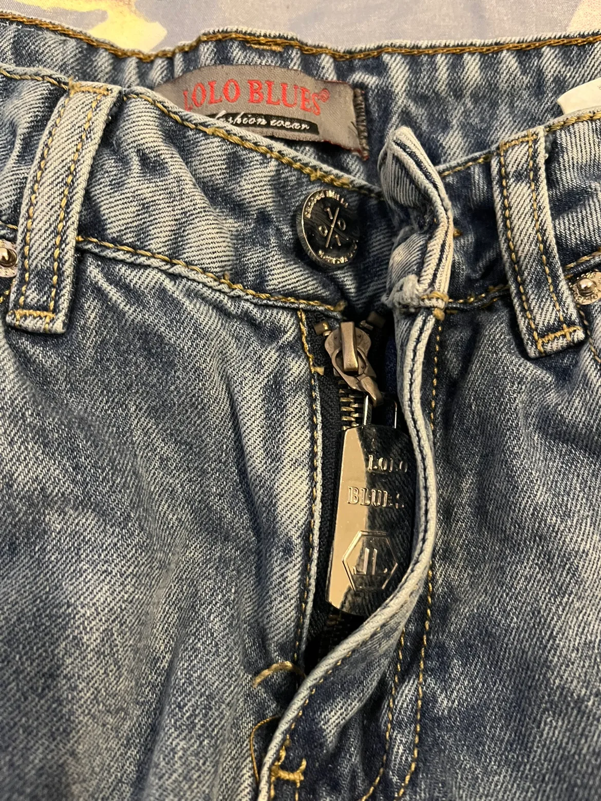 Lolo blues Jean flowers size 26 image indicator(7)