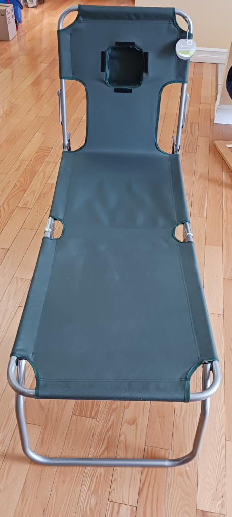 Mountain Warehouse Face Opening Sunlounger