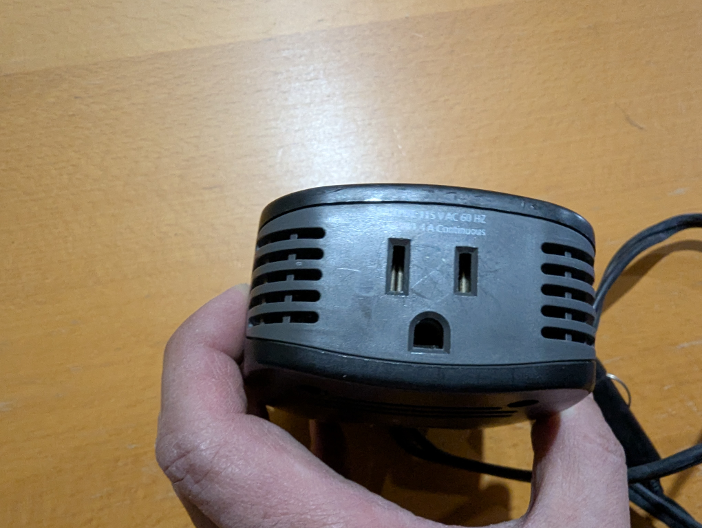 200W Power Inverter - photo 3