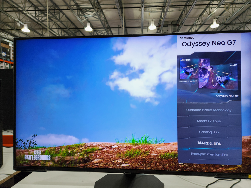 Samsung Odyssey Neo G7 Gaming Monitor - photo 2