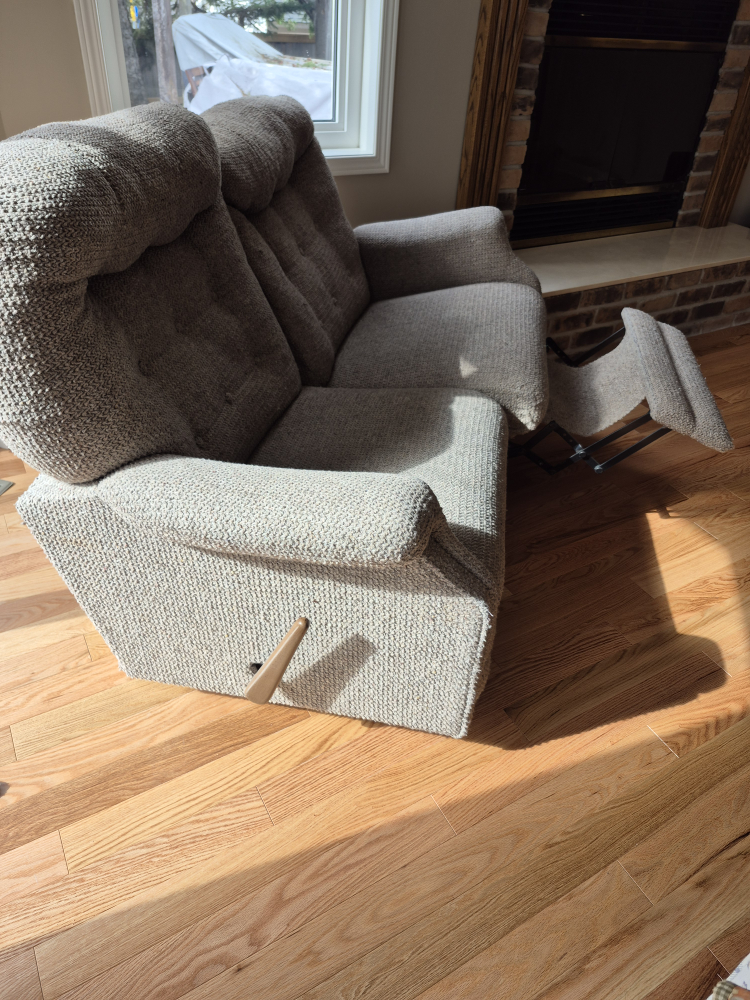 Recliner Loveseat - photo 3