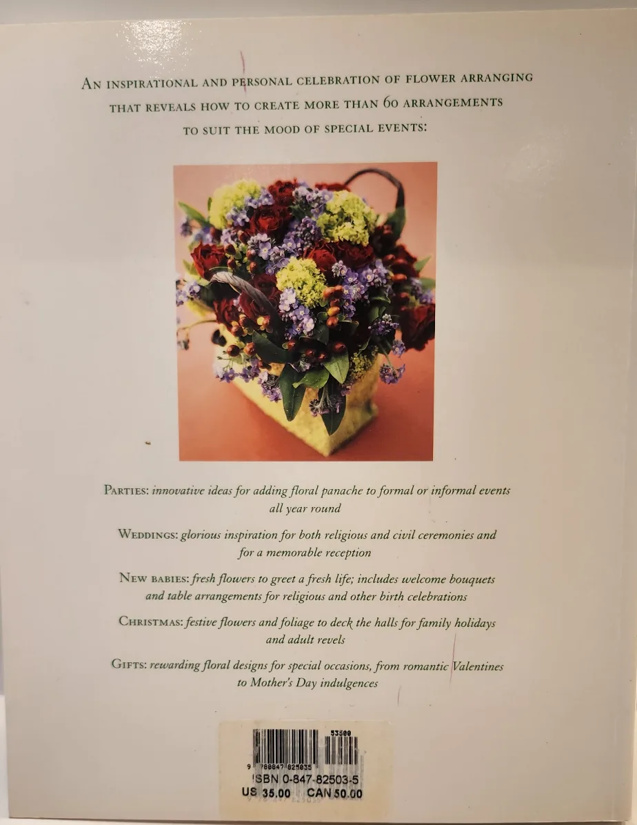 Festive Flowers Book by Paula Pryke image indicator(2)