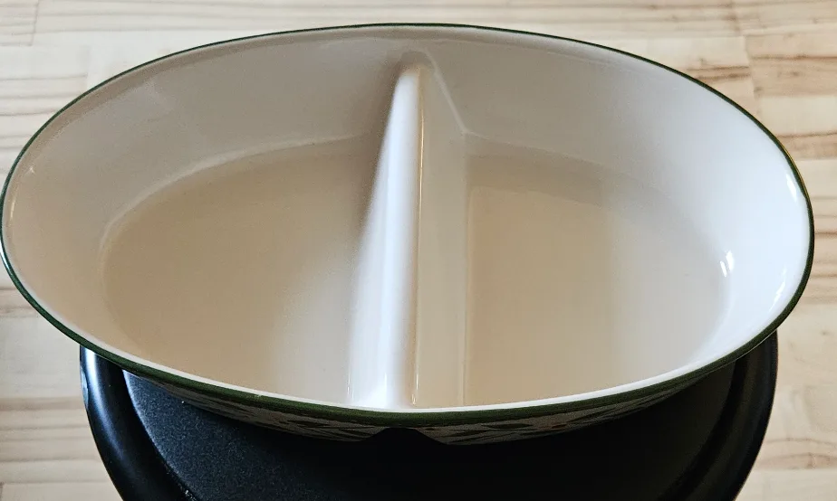 T&G Temptations by Tara Divided Serving Bowl image indicator(2)