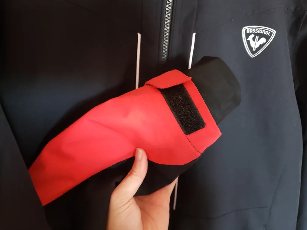 Rossignol Black Ski Jacket (Excellent Condition) image indicator(7)