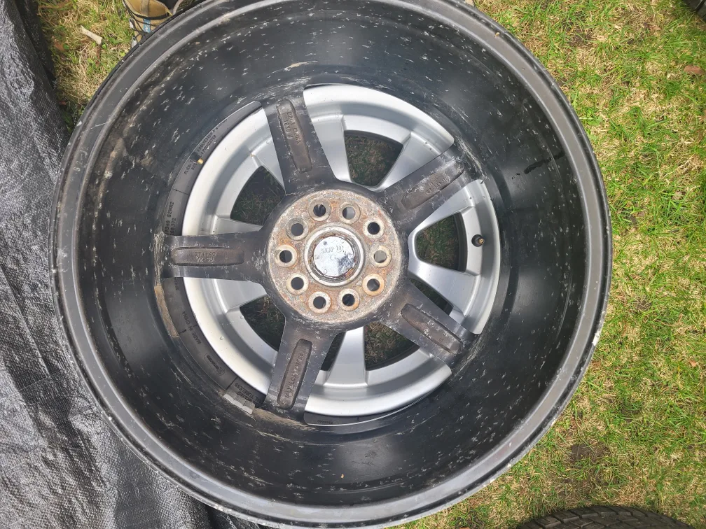 Used 18x8J 5x114.3 ET40 Alloy Wheels Rims image indicator(5)