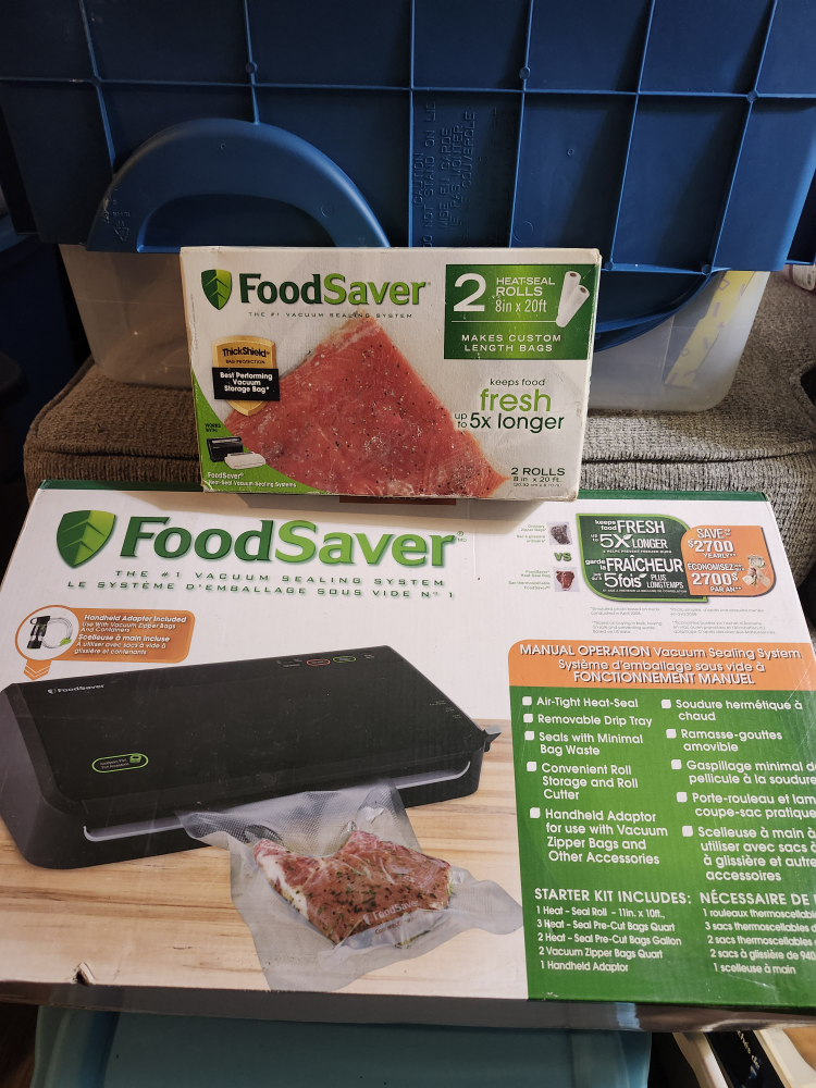 FoodSaver Vacuum Sealing System Starter Kit