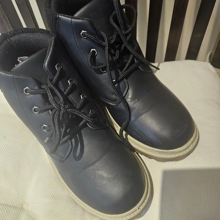 Black Lace-Up Ankle Boots - Size 5 image indicator(3)