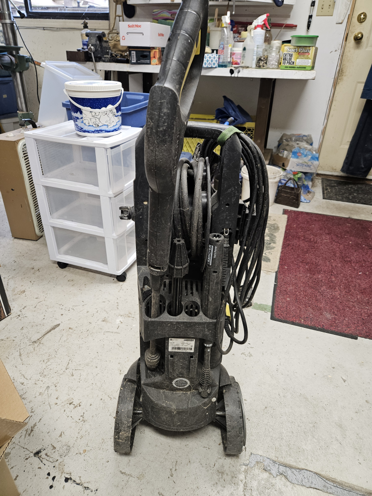Kärcher Pressure Washer - photo 2