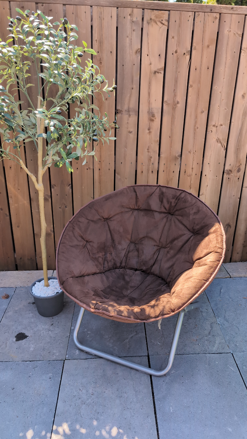 Brown Round Saucer Chair