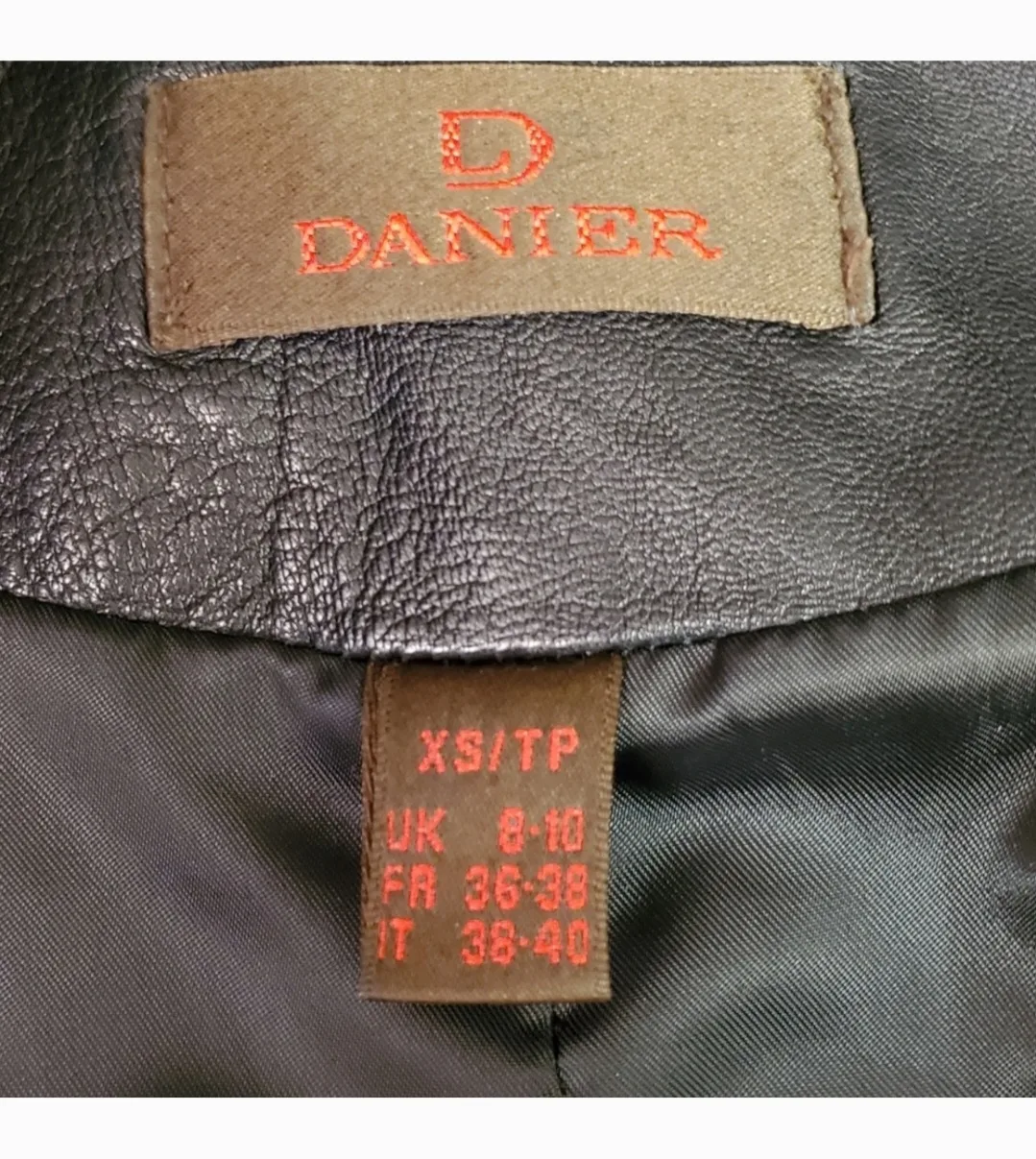 Danier Leather Jacket - Size XS/TP image indicator(3)