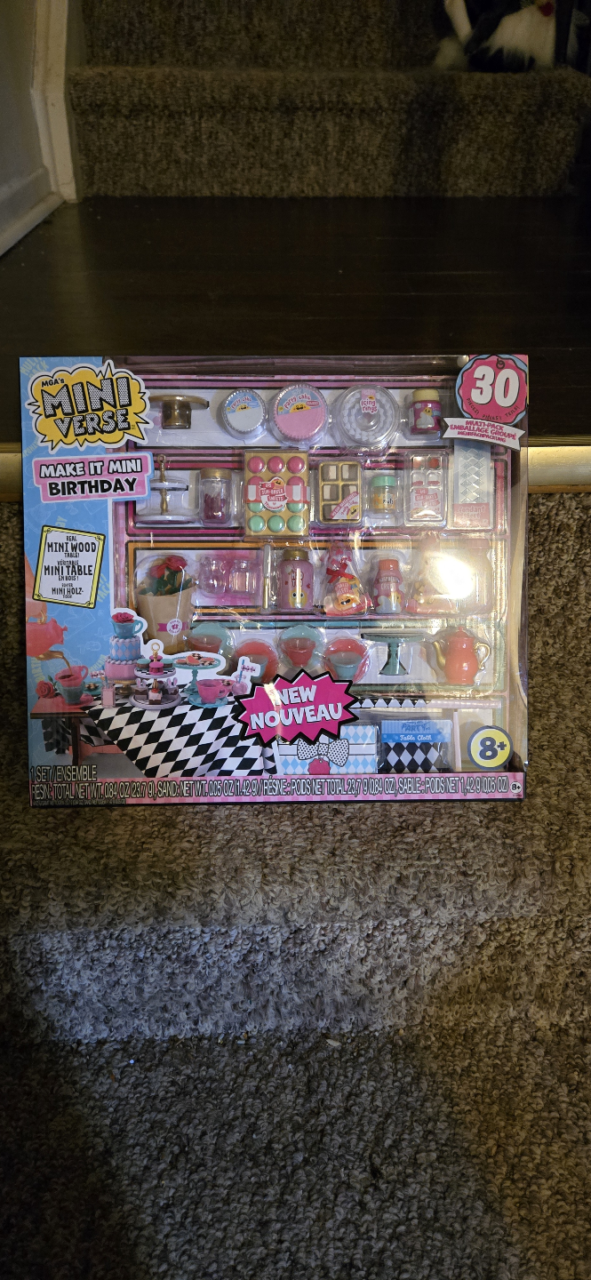 MGA Miniverse Make It Mini Birthday Playset - photo 2