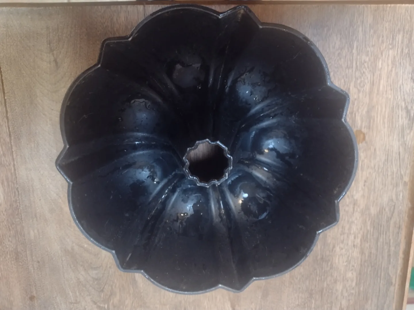 Vintage Nordic Ware Bundt Pan image indicator(2)