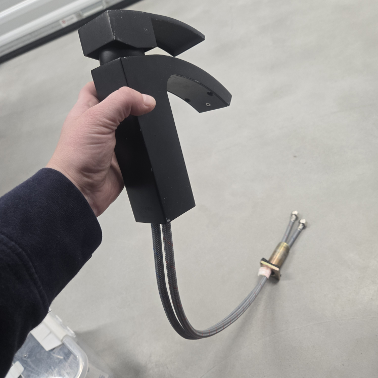 Black Single-Handle Bathroom Faucet