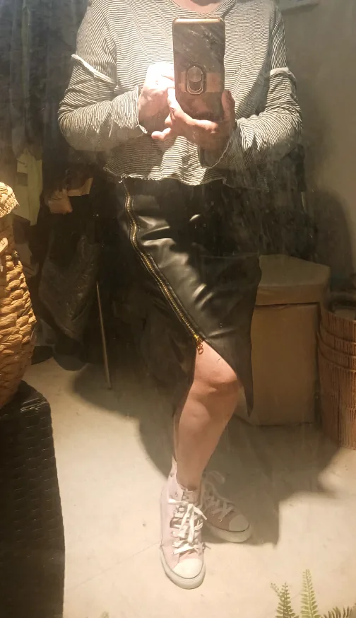 Black Asymmetrical Faux Leather Mini Skirt with Gold Zipper image indicator(3)