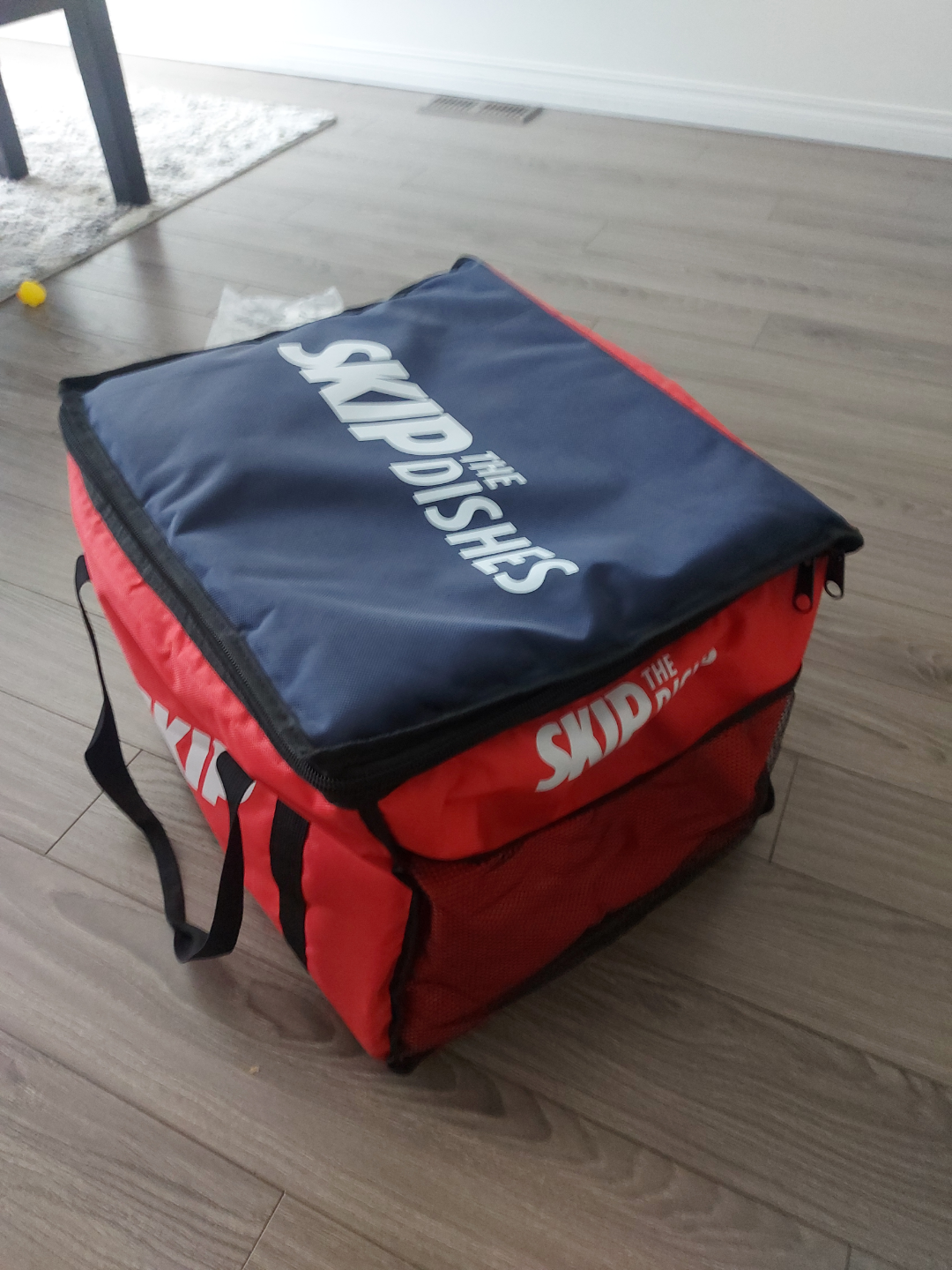 SkipTheDishes Delivery Bag - photo 4