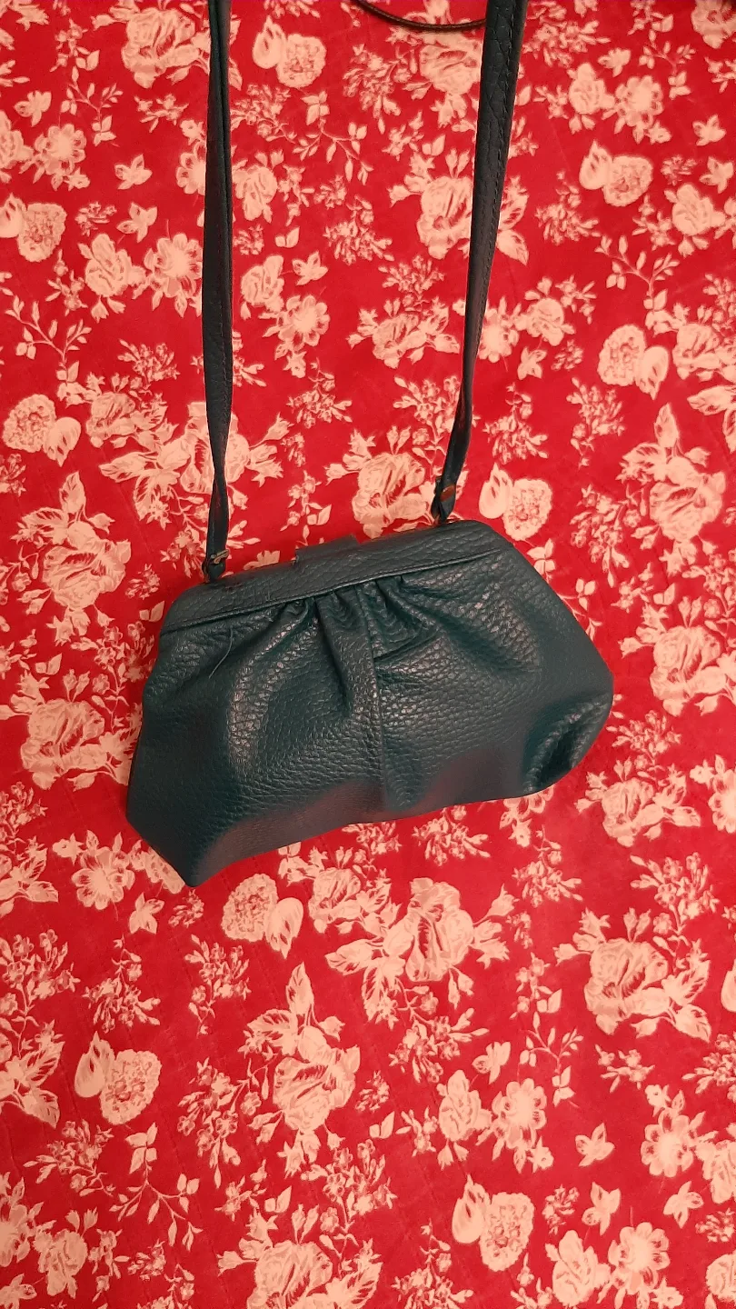 Dark green leather crossbody purse image indicator(3)