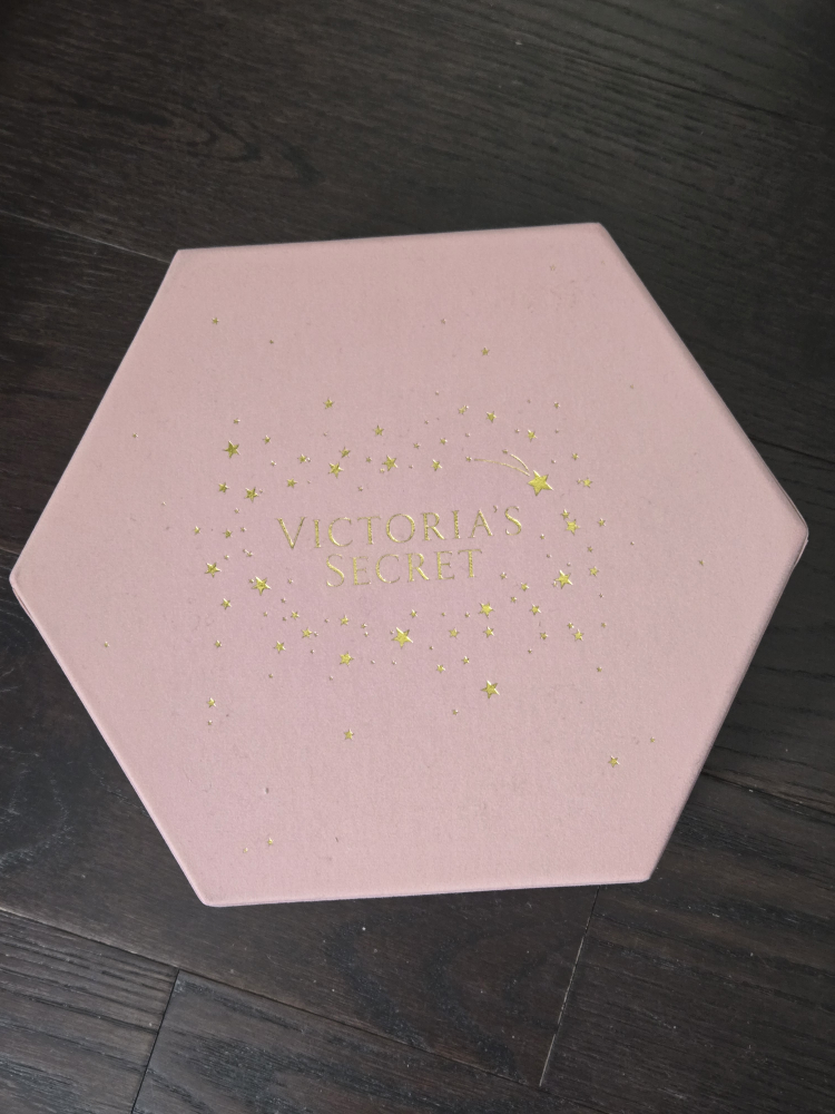 Victoria's Secret Love Gift Set - photo 3