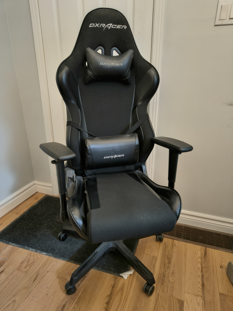 DXRacer Gaming Chair