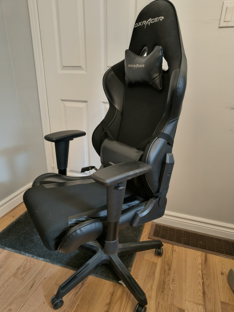 DXRacer Gaming Chair - photo 2