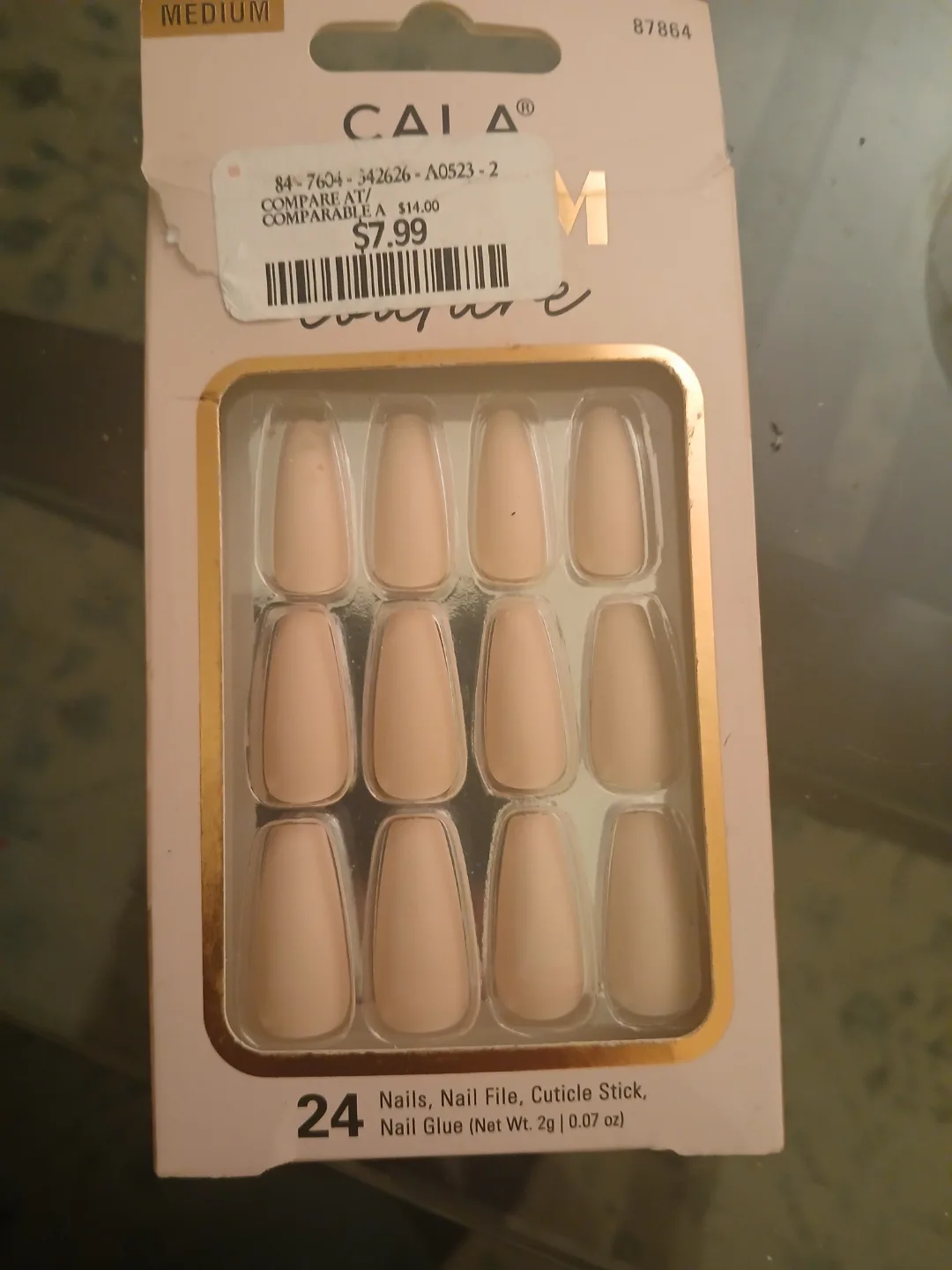 Cala Glam Couture Medium Length Artificial Nails thumbnail