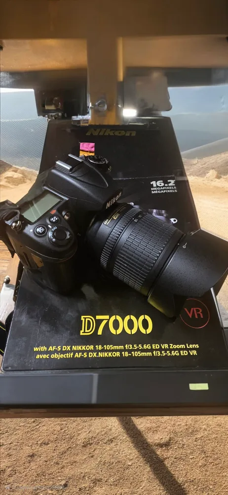 Nikon D7000 no scractes no dents clean like new image indicator(2)