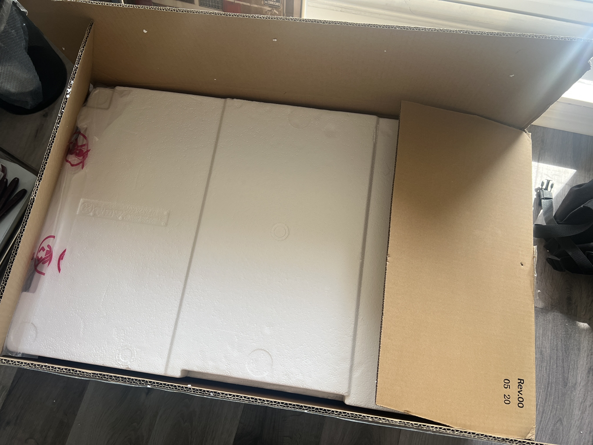 LG 32UP550N-W 32 Inch UHD(3840 x 2160) 4K Monitor USB Type C - photo 2