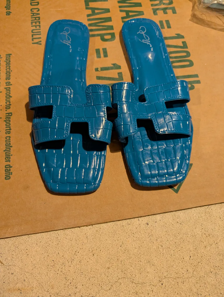 Women's QGF Croc-Embossed Slides - Multiple Colours thumbnail