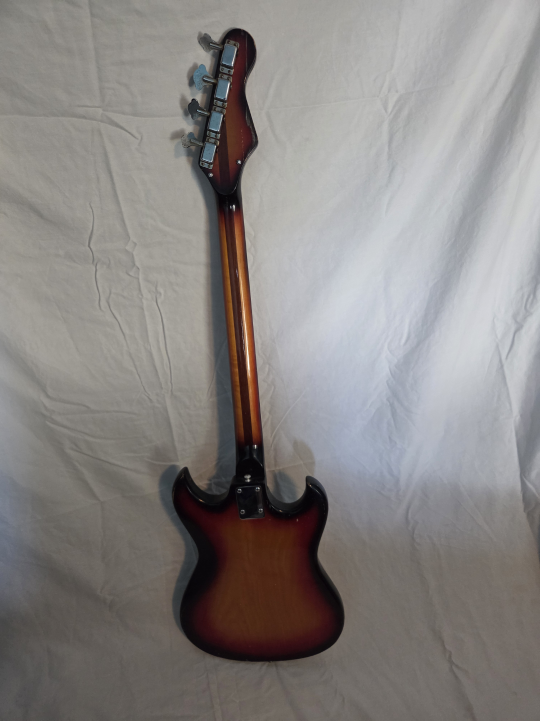 Vintage 4-string Bass Guitar Sunburst Finish - photo 3