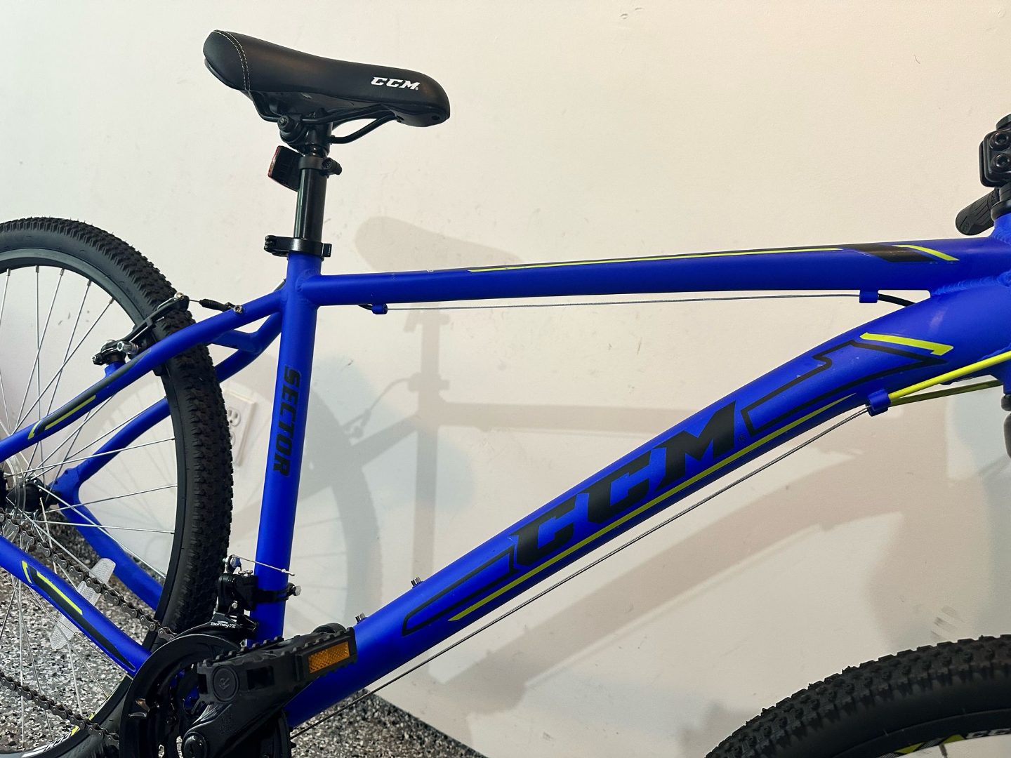 CCM Sector 26" Men's Mountain Bike - Blue - photo 2
