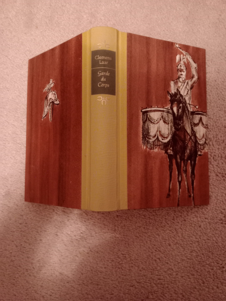 Set of four Clemens Laar Books-German - photo 5