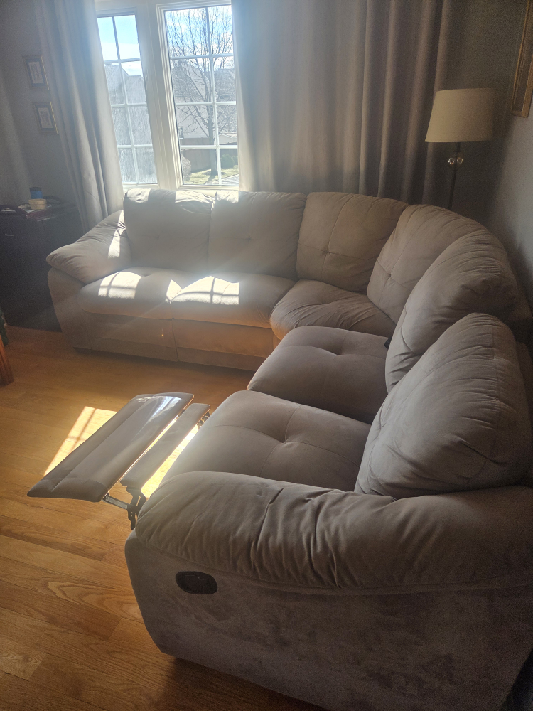 Reclining Sectional Sofa - photo 2